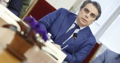 Асен Василев