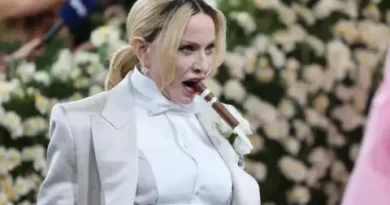 Мадона загатна за нов албум с провокативни визуали и препратки към „Confessions“