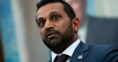 Кеш Пател завежда съдебен иск срещу The Atlantic след обвинения за пиене и отсъствия