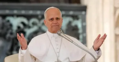 Папа Лъв XIV отказва да влезе в спор с Тръмп