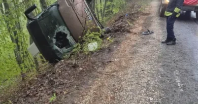 Граничен полицай разбива люк и спасява пътници след катастрофа край Малко Търново