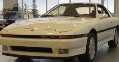 Почти нова ретро легенда: Toyota Supra Turbo с едва 8 461 км