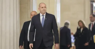 Румен Радев допуска висока вероятност да стане премиер