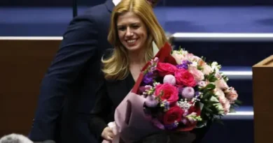 Михаела Доцова оглави 52-рото Народно събрание — дъщеря на бивш кмет от Берковица