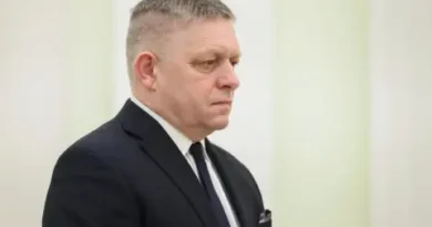 Роберт Фицо ще занесе послание от Зеленски на Путин при посещението си в Москва