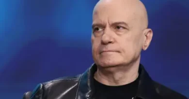 Трифонов предизвиква Радев: Къде е референдумът за лева?