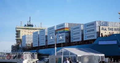 Иран заплашва да затрудни преминаването през Ормузкия проток