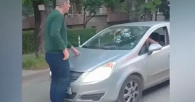 Костадинов настоява Ивайло Мирчев да подаде оставка след инцидента с доставчик