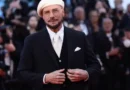 Траволта изненада в Кан с нова визия и почетно признание