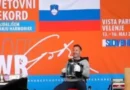 Роберт Готер подобри световния рекорд с 81 часа непрекъснато свирене на акордеон