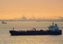 Как Абу Даби запазва износа на петрол и газ при напрежение в региона