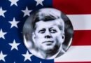 Президентът Кенеди стартира програмата „Аполо“ за кацане на Луната