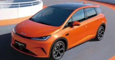 BYD представя Dolphin G — градски хибрид, разработен за европейския пазар и с начална цена под 23 000 евро