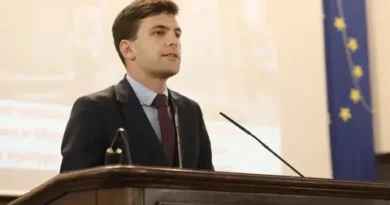 Комисията по правни въпроси в ЕП отказа иск за сваляне на имунитета на Никола Минчев